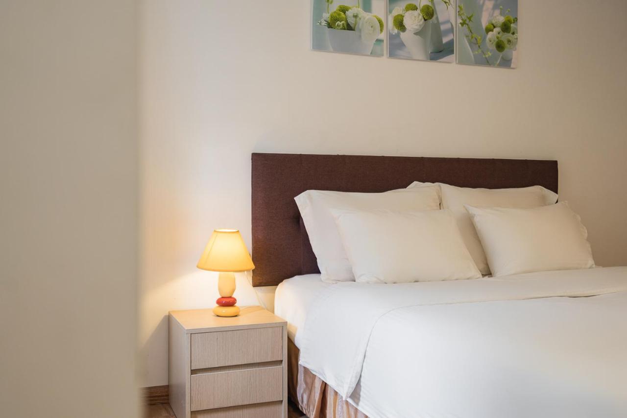 Hnc Premier Hotel & Residences Ханой Екстериор снимка