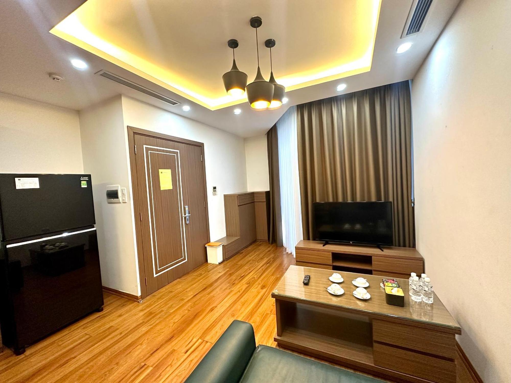Hnc Premier Hotel & Residences Ханой Екстериор снимка