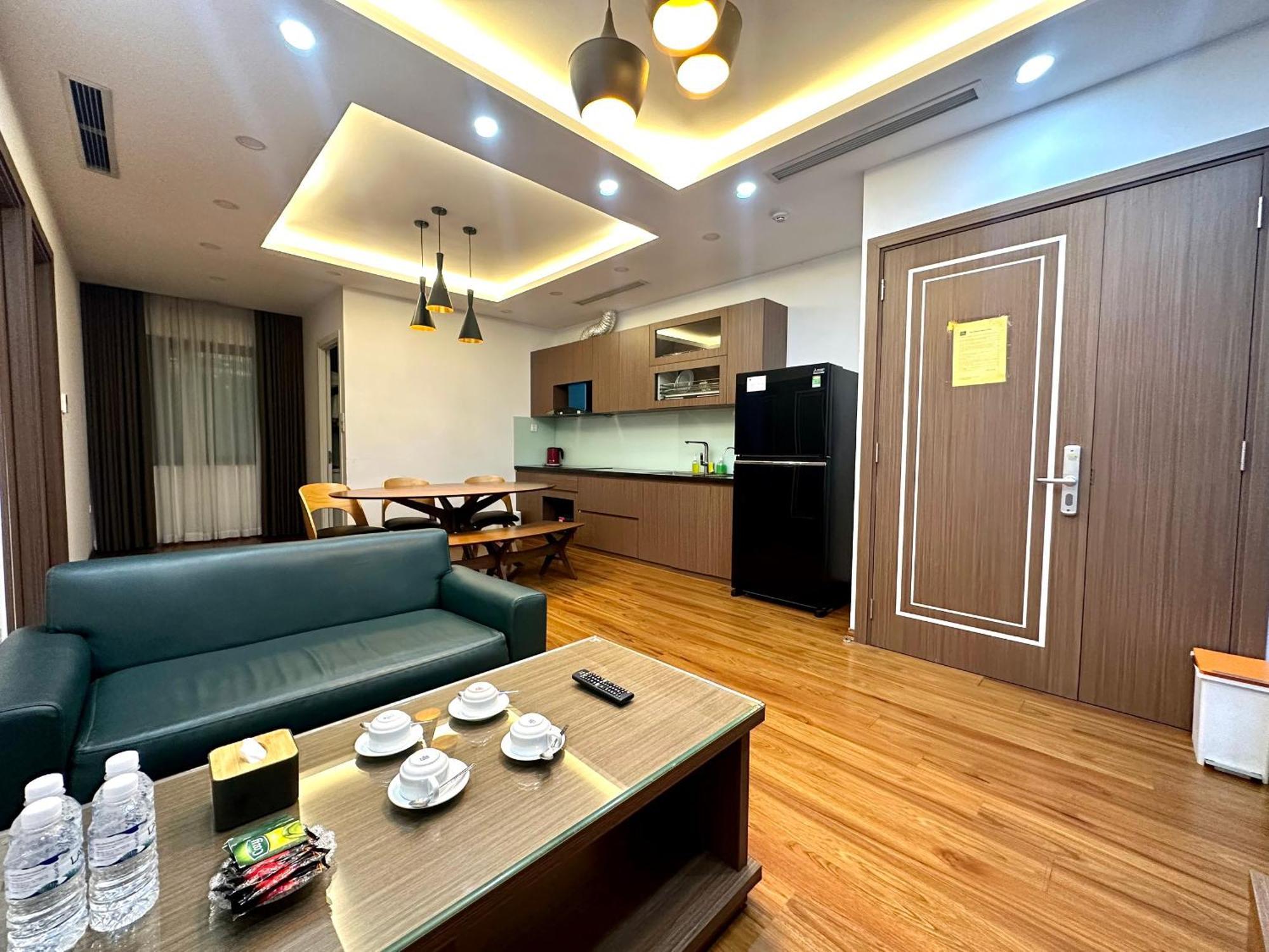 Hnc Premier Hotel & Residences Ханой Екстериор снимка
